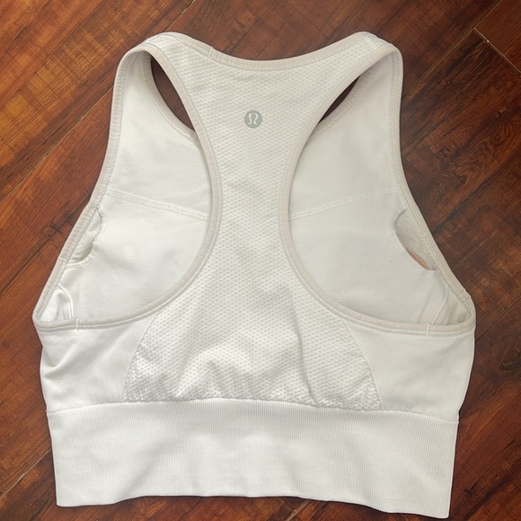 lululemon high-neck racerback ribbed tank, white, size 6 - Picture 2 of 3
